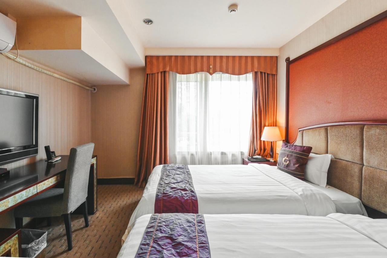 Royal Plaza Hotel Гуанчжоу Экстерьер фото