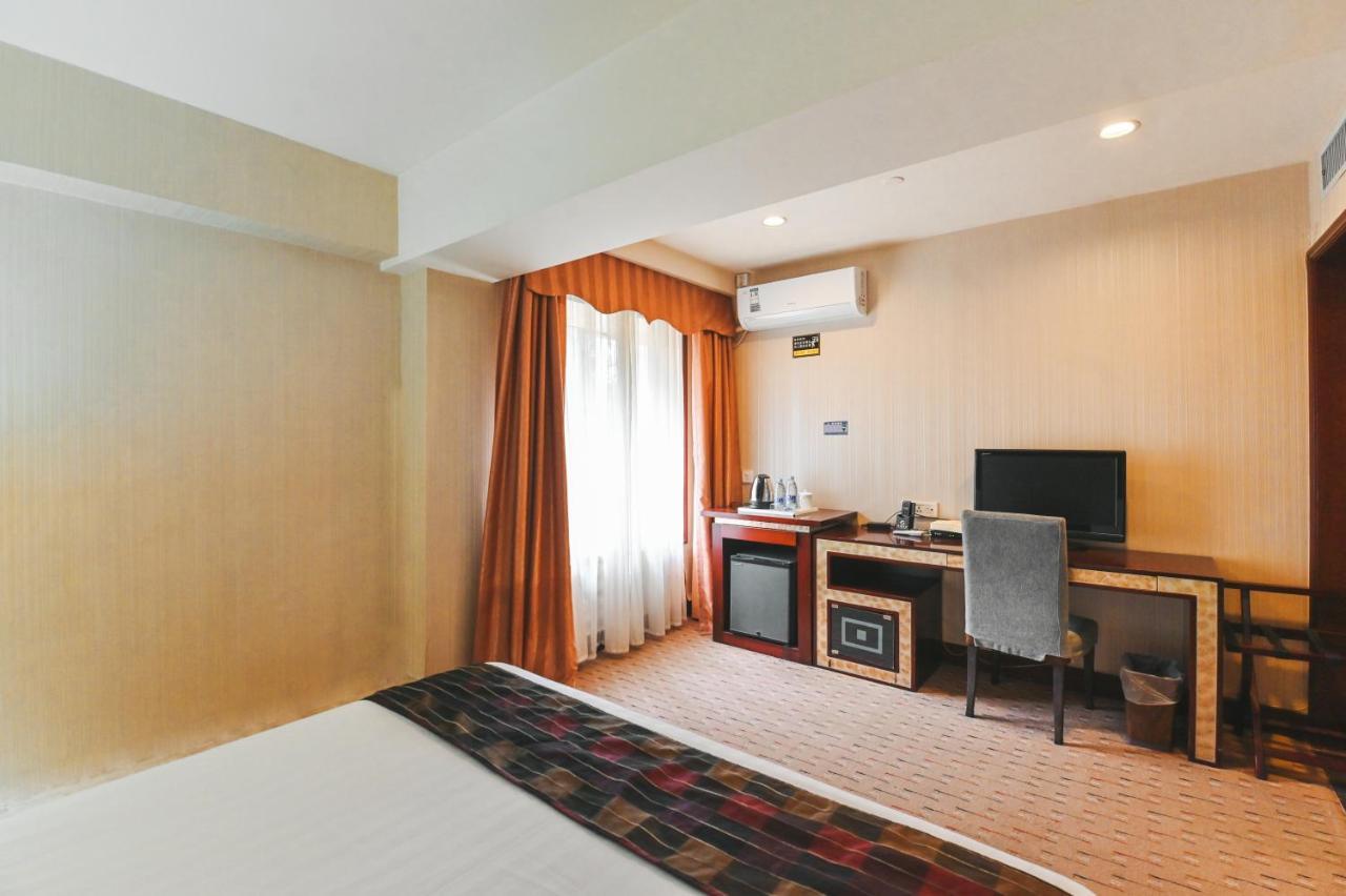 Royal Plaza Hotel Гуанчжоу Экстерьер фото